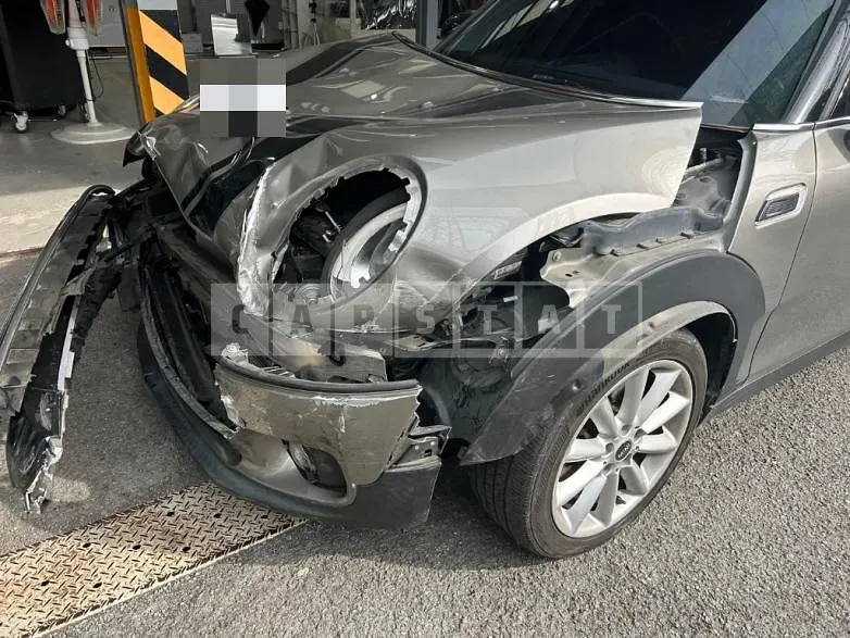 Photo 2 of 9: 2018 MINI Cooper Clubman — Korean insurance auction