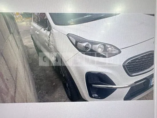Photo 2 of 9: 2020 Kia Sportage, VIN KNAPN813BLK778043 — Korean insurance auction