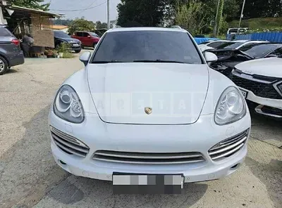 Photo 1 of 30: 2014 Porsche Cayenne — Korean insurance auction
