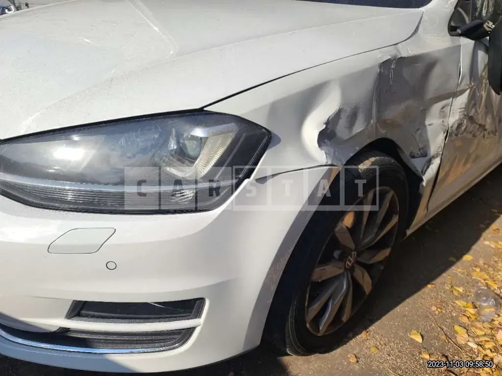 Photo 2 of 22: 2015 Volkswagen Golf 2.0 TDI BMT, VIN WVWZZZAUZFW064258 — Korean insurance auction