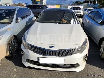 Photo 1 of 11: 2018 Kia K5, VIN KNAGU411BJA220218 — Korean insurance auction
