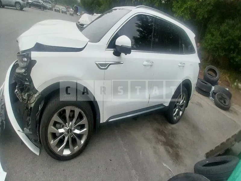 Photo 2 of 26: 2020 Kia Sorento — Korean insurance auction