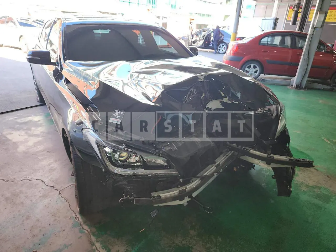Photo 2 of 9: 2017 Hyundai Genesis G80, VIN KMHGL41DBHU219752 — Korean insurance auction