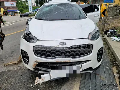 Photo 1 of 20: 2018 Kia Sportage 2.0 — Korean insurance auction