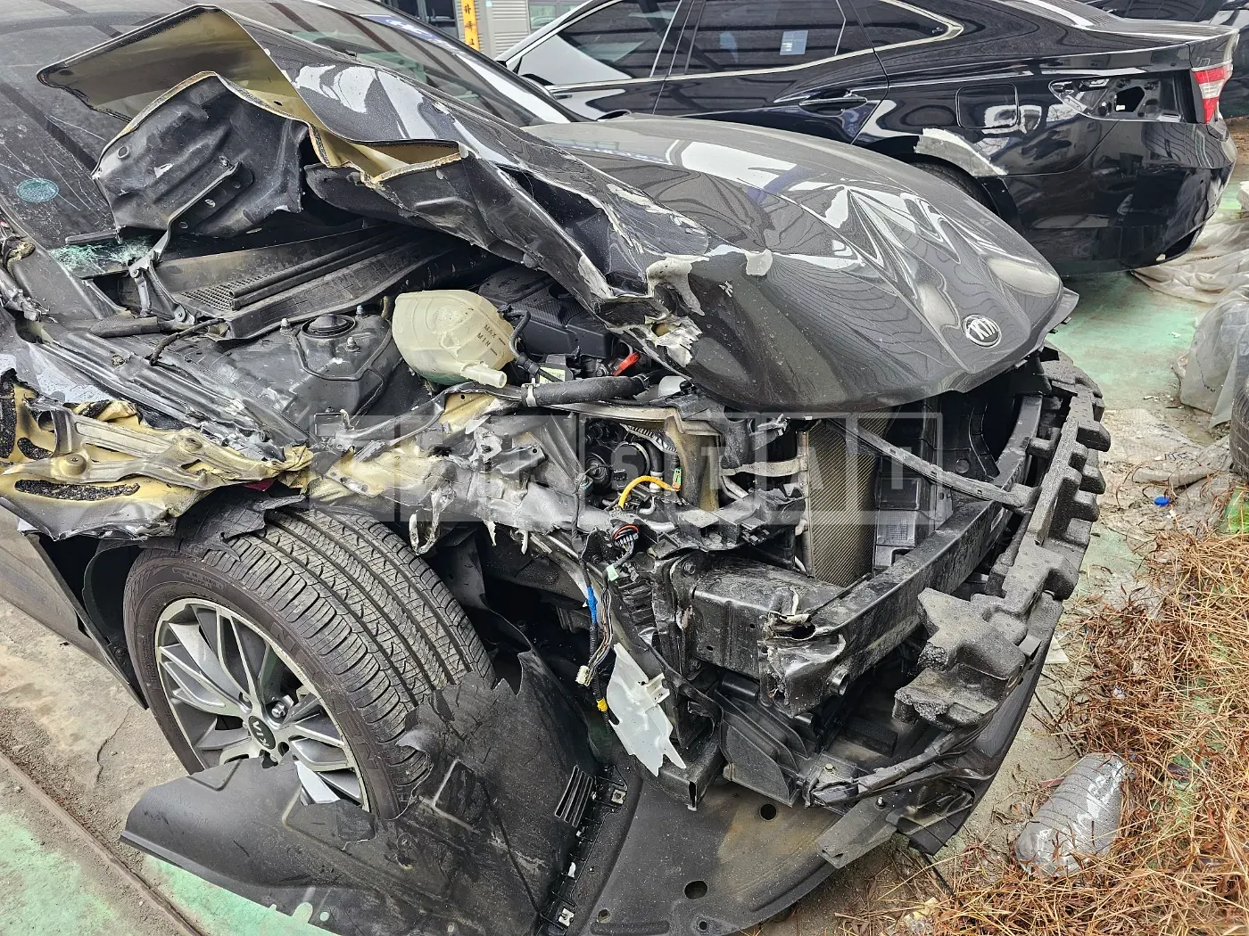 Photo 2 of 19: 2020 Kia K5, VIN KNAG741BBLA007913 — Korean insurance auction