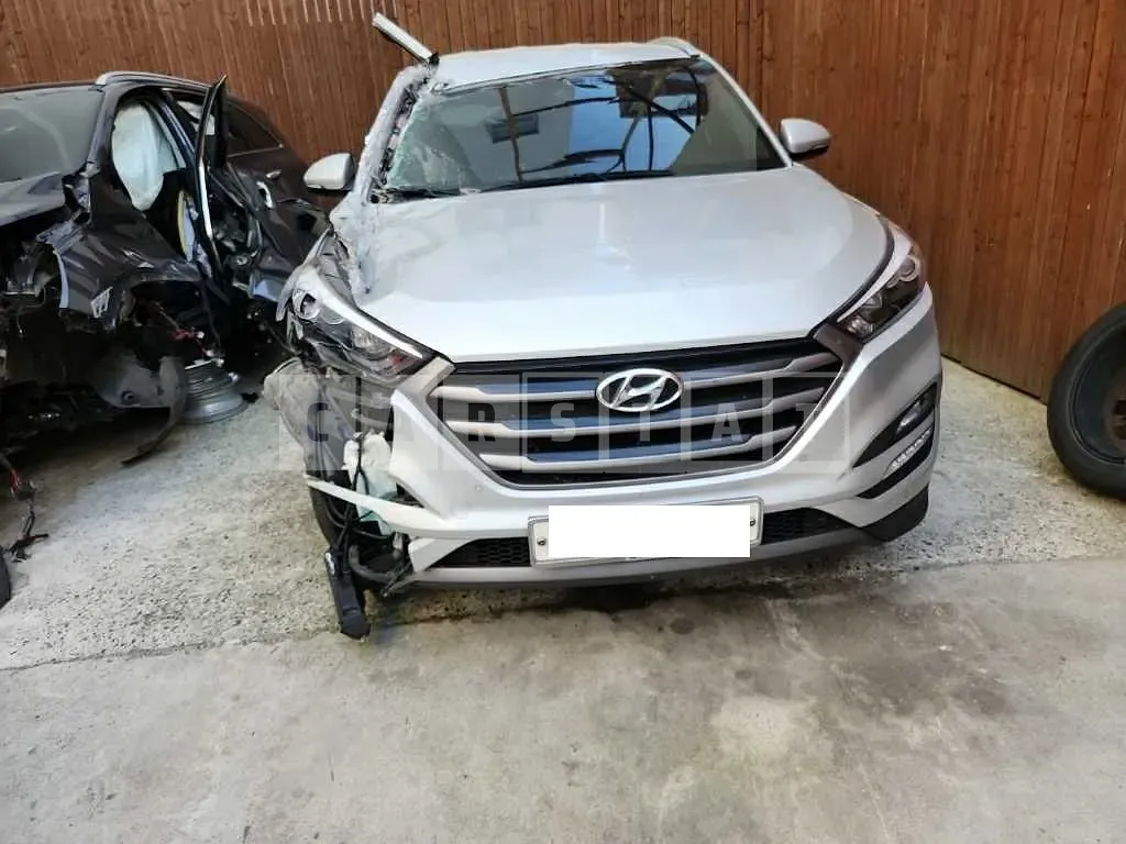 Photo 2 of 7: 2016 Hyundai Tucson — Korean insurance auction