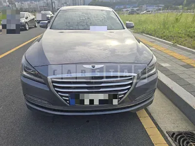 Photo 1 of 14: 2016 Genesis Dh 3.3 — Korean insurance auction