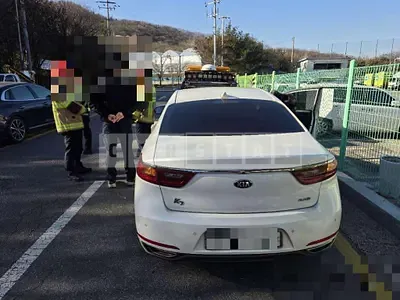 Photo 1 of 19: 2016 Kia K7 Diesel — Korean insurance auction