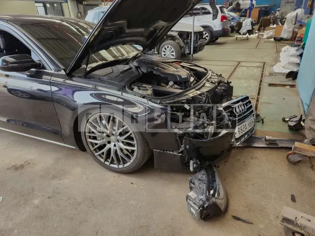 Photo 2 of 3: 2015 Audi A8L 60 TFSI quattro, VIN WAUZZZ4H2FN003993 — Korean insurance auction
