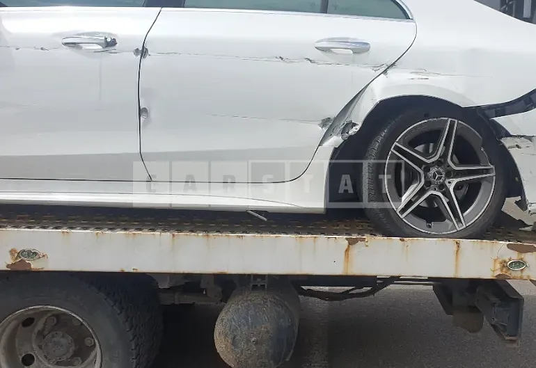 Photo 2 of 24: 2022 Mercedes-Benz CLS300 d 4Matic, VIN W1KCG2BB1NA013530 — Korean insurance auction