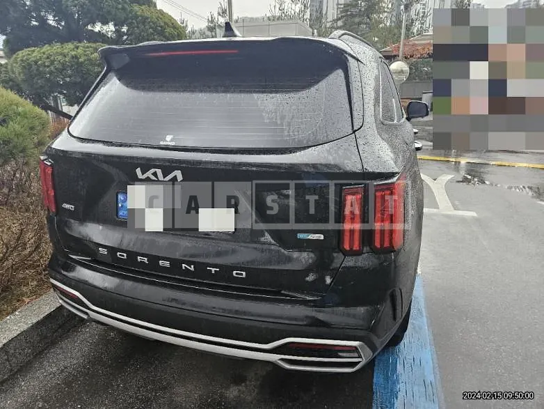 Photo 2 of 14: 2022 Kia Sorento 1.6 (Hybrid), VIN KNARL81GDNA106880 — Korean insurance auction