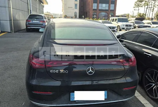 Photo 2 of 36: 2023 Mercedes-Benz EQE300, VIN W1KEG1BBXPF011896 — Korean insurance auction