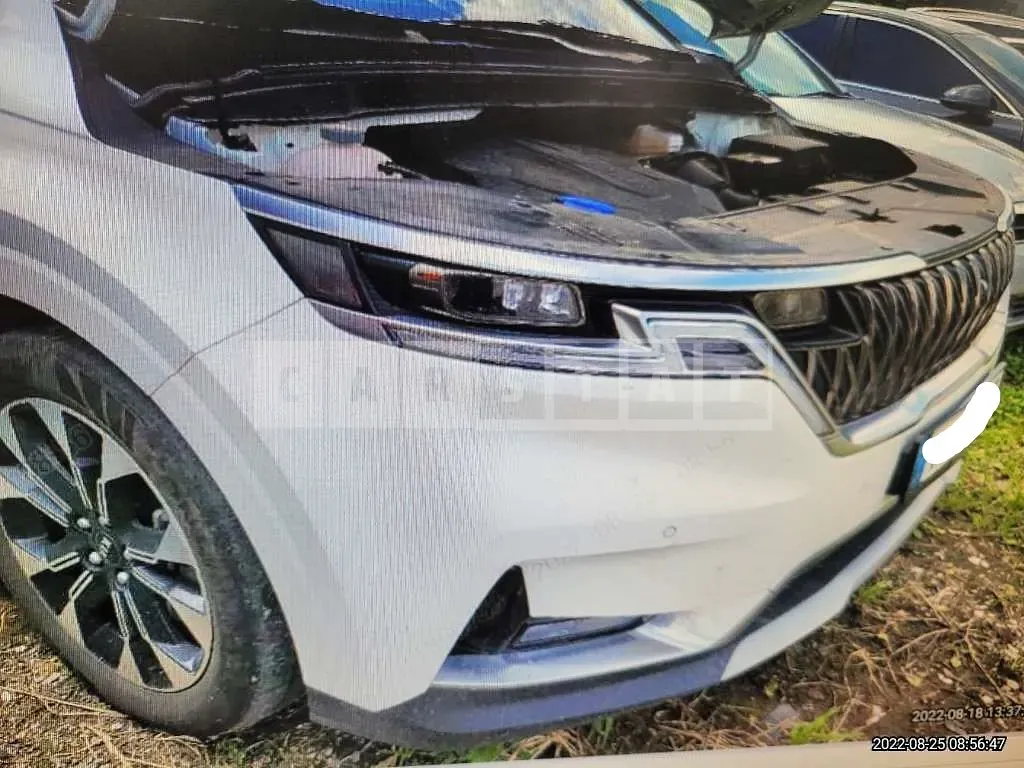 Photo 2 of 5: 2021 Kia Carnival, VIN KNANE81BBMS021583 — Korean insurance auction
