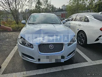 Photo 1 of 12: 2015 Jaguar XF 2.2d — Korean insurance auction
