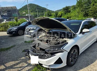 Photo 1 of 12: 2020 Kia K5 — Korean insurance auction