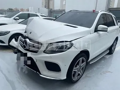 Photo 1 of 9: 2017 Mercedes-Benz GLE350 d 4Matic, VIN WDCDA2EB9HA975262 — Korean insurance auction