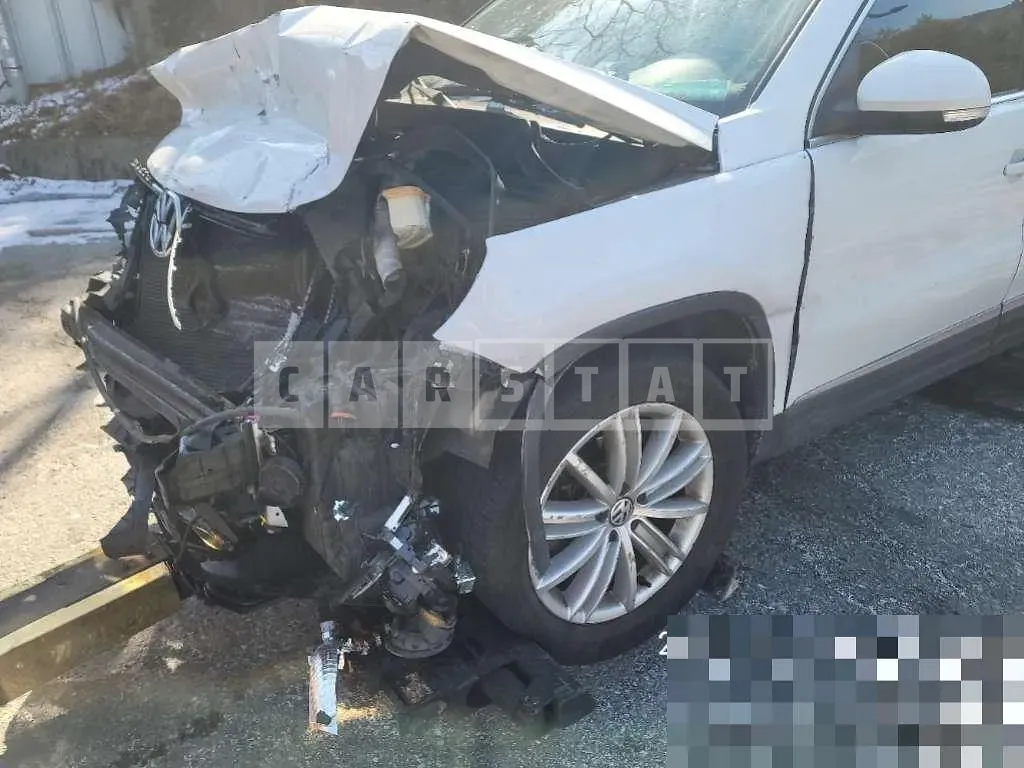 Photo 2 of 7: 2015 Volkswagen Tiguan 2.0 TDI Blue Motion — Korean insurance auction