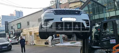 2021 Landrover Range Rover Bella P400
