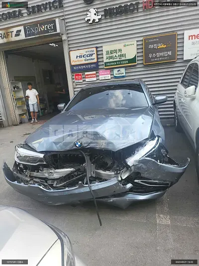 Photo 1 of 16: 2018 BMW 520d xDrive, VIN WBAJC5103JG862089 — Korean insurance auction