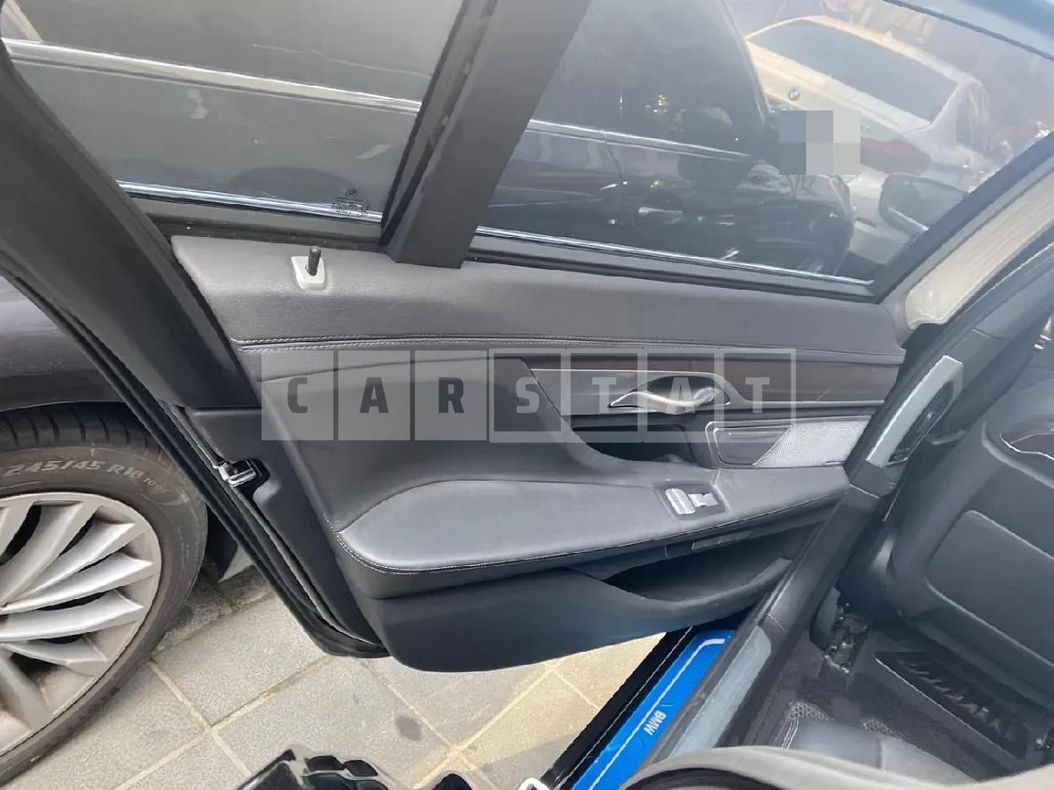Photo 2 of 28: 2016 BMW 750Li xDrive — Korean insurance auction