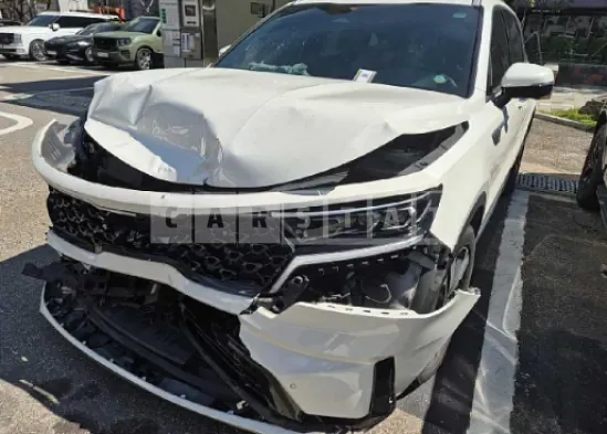 Photo 2 of 12: 2022 Kia Sorento — Korean insurance auction
