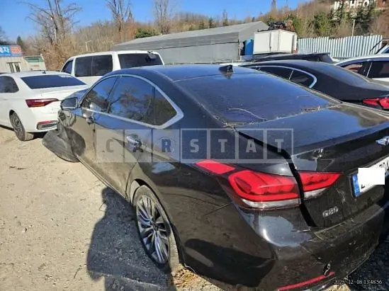 Photo 2 of 9: 2018 Hyundai G80, VIN KMHGM41DBJU291545 — Korean insurance auction