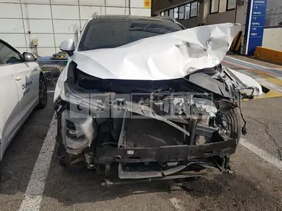 Photo 1 of 11: 2019 Hyundai Santa Fe, VIN KMHS381CDKU155389 — Korean insurance auction
