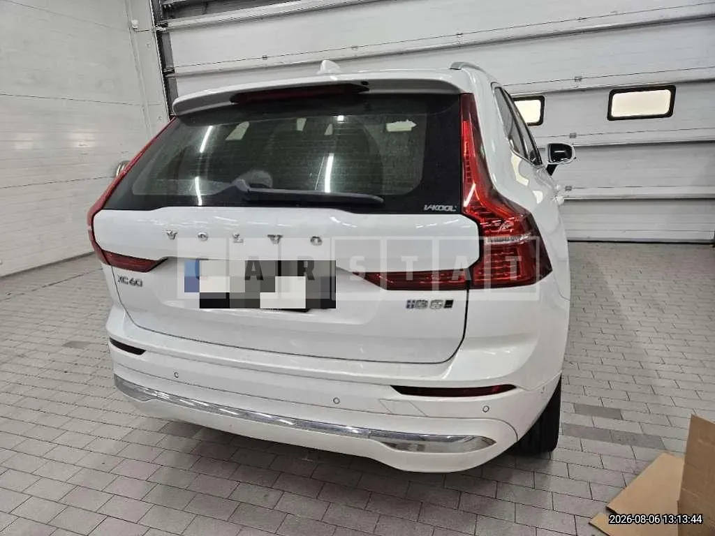 Photo 2 of 22: 2022 Volvo XC60B5 AWD — Korean insurance auction