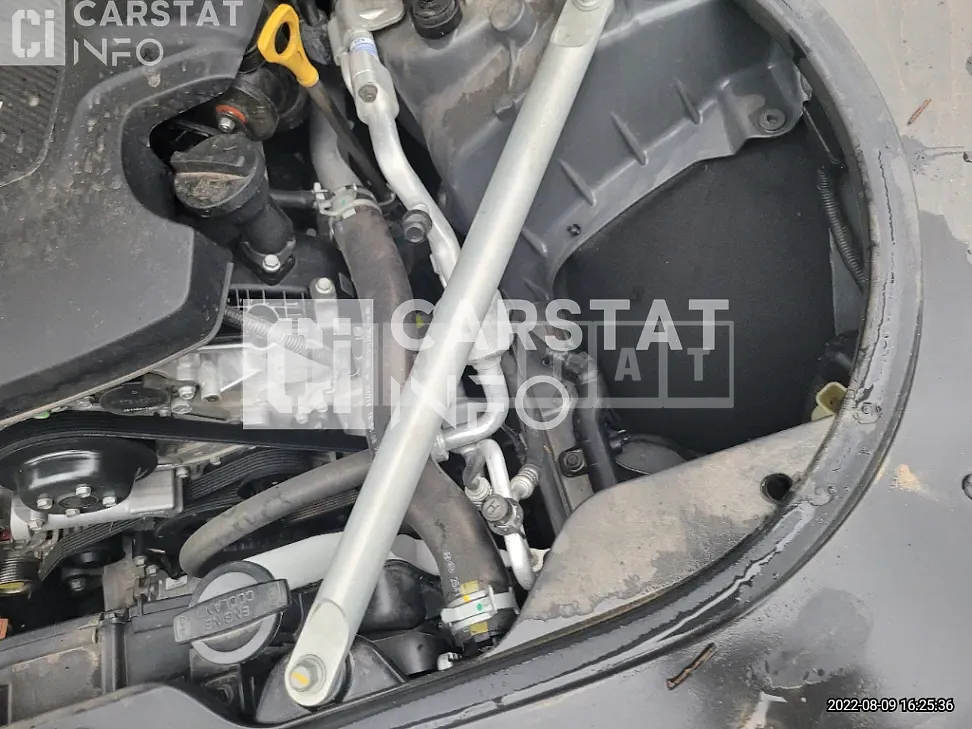 Photo 2 of 16: 2020 Genesis Acupuncture Nessis G90 3.8 — Korean insurance auction