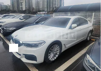 Photo 1 of 21: 2018 BMW 520d, VIN WBAJC3104JWB79217 — Korean insurance auction