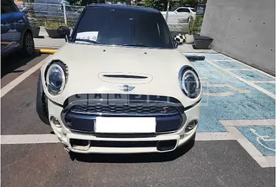 Photo 1 of 19: 2016 MINI Cooper S Five-Door — Korean insurance auction