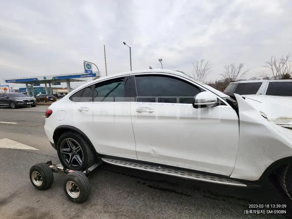 Photo 2 of 31: 2020 Mercedes-Benz GLC220 d 4Matic Coupe, VIN W1N0J1FB7LF832389 — Korean insurance auction