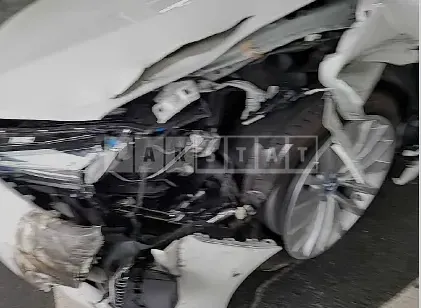 Photo 2 of 9: 2022 BMW 530e, VIN WBA51AG0XNCJ21300 — Korean insurance auction