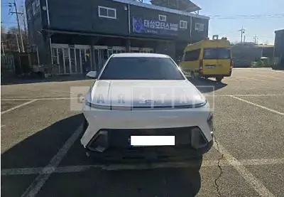 Photo 1 of 37: 2023 Hyundai Kona — Korean insurance auction