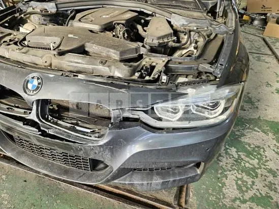 Photo 2 of 9: 2018 BMW 320d — Korean insurance auction
