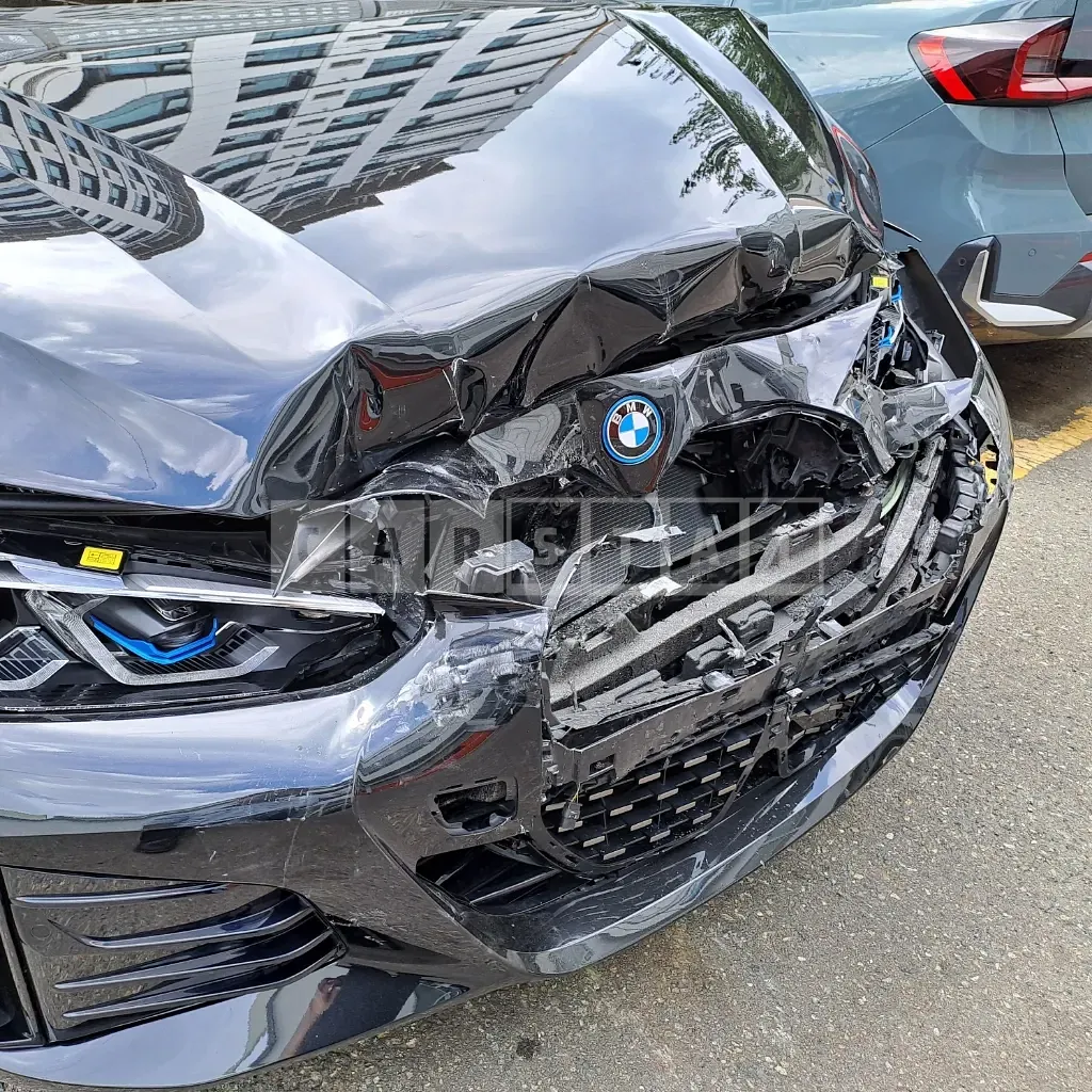 Photo 2 of 50: 2023 BMW i4 eDrive40 — Korean insurance auction