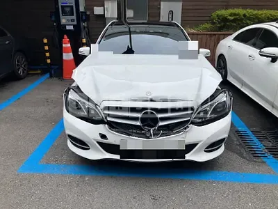 Photo 1 of 20: 2015 Mercedes-Benz E250 BlueTec 4Matic — Korean insurance auction