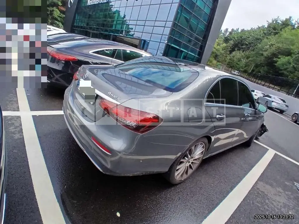 Photo 2 of 13: 2021 Mercedes-Benz E350 4Matic — Korean insurance auction