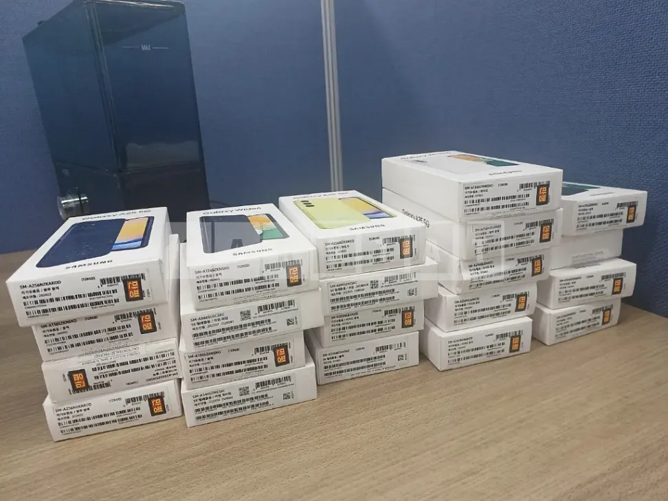 Photo 2 of 26: 2024 Mercedes-Benz 53 Smartphones (Geloxi) — Korean insurance auction