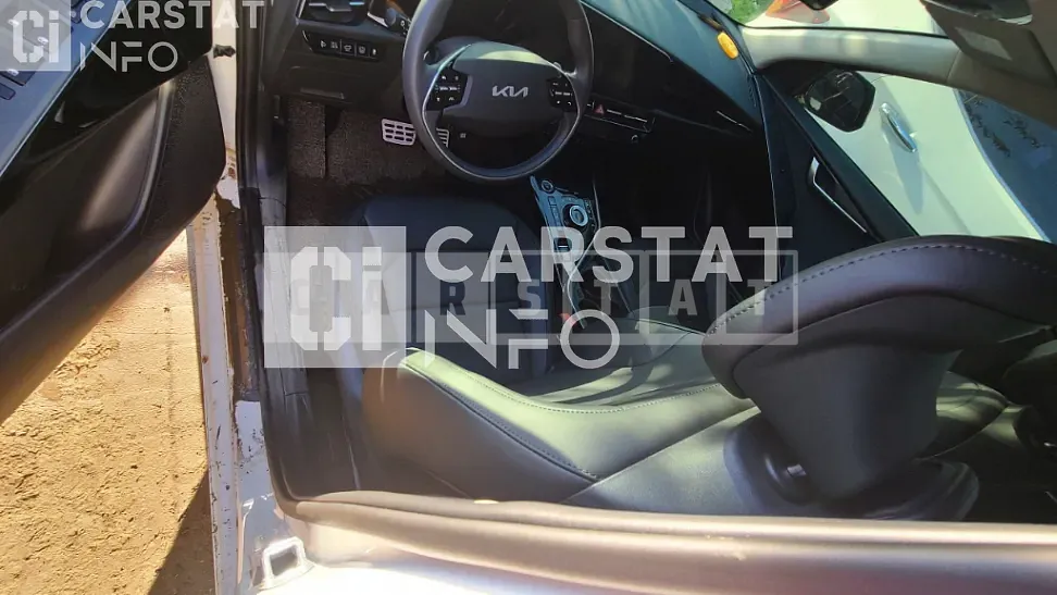 Photo 2 of 16: 2022 BMW Hybrid With Saliva — Korean insurance auction