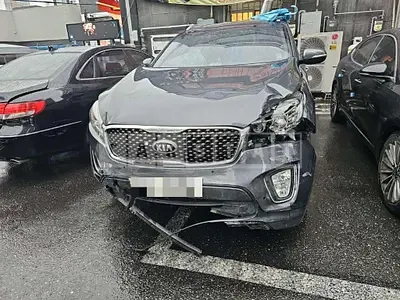 Photo 1 of 29: 2015 Kia Sorento — Korean insurance auction