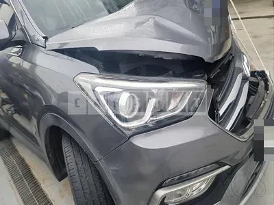 Photo 1 of 7: 2016 Hyundai Santa Fe 2.0 (2WD) — Korean insurance auction