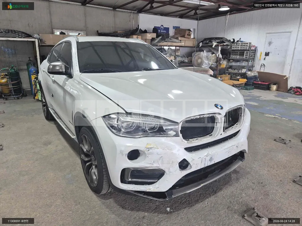 Photo 2 of 16: 2016 BMW X6 xDrive40d, VIN WBAKV4101G0P75365 — Korean insurance auction