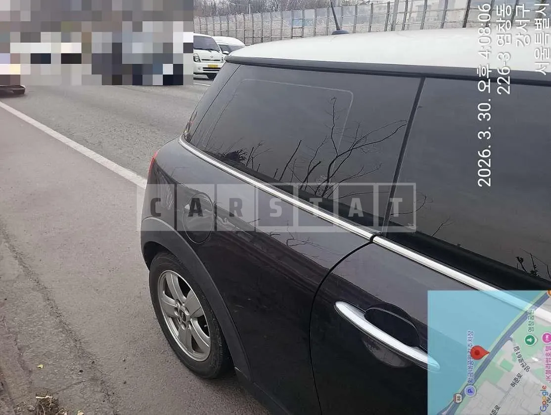 Photo 2 of 10: 2015 MINI Cooper D — Korean insurance auction