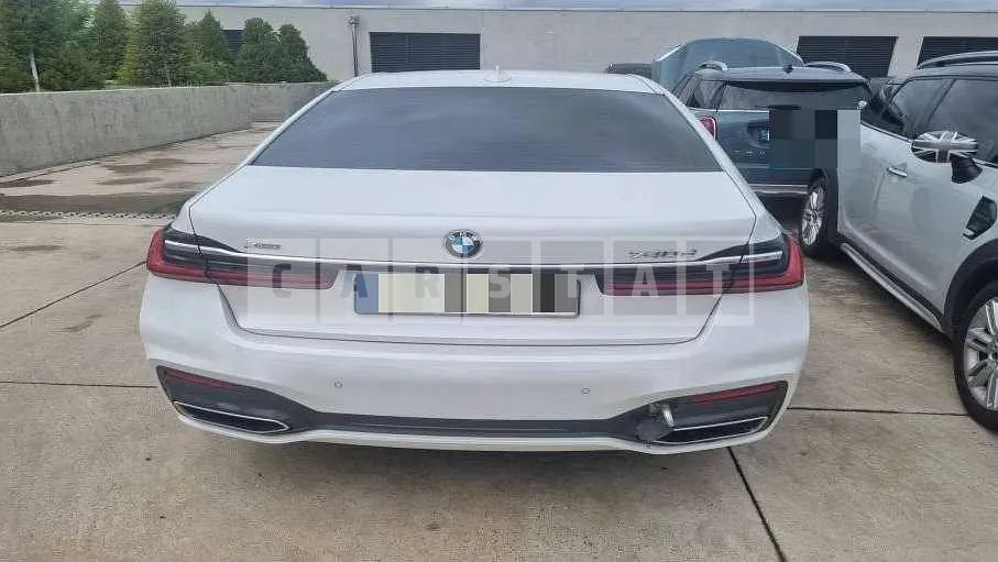 Photo 2 of 31: 2019 BMW 740d xDrive — Korean insurance auction