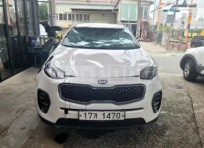 Photo 1 of 26: 2018 Kia Sportage — Korean insurance auction