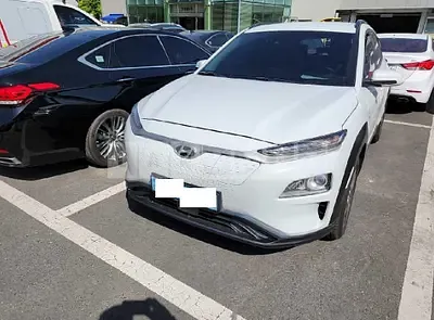 Photo 1 of 30: 2020 Hyundai Kona Electric, VIN KMHK281GFLU113448 — Korean insurance auction