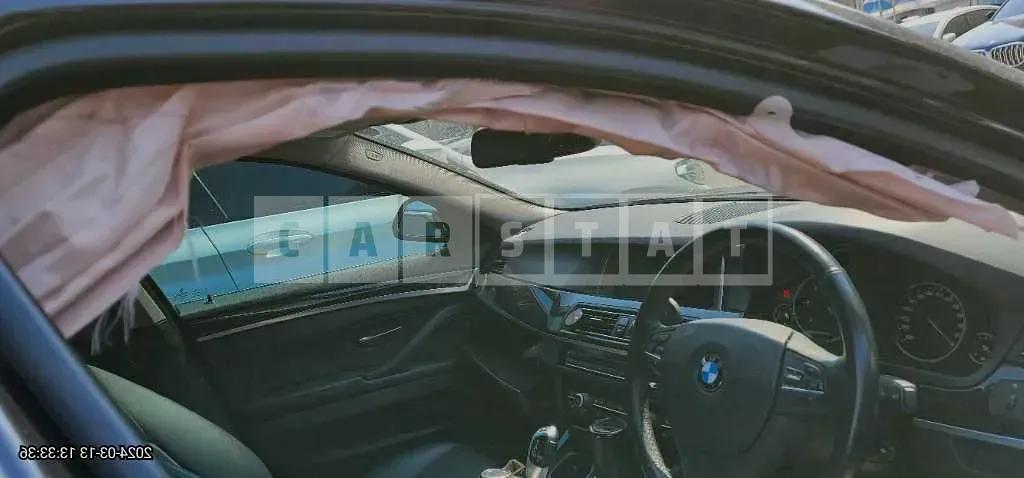 Photo 2 of 9: 2015 BMW 520d, VIN WBA5E5108FG057739 — Korean insurance auction