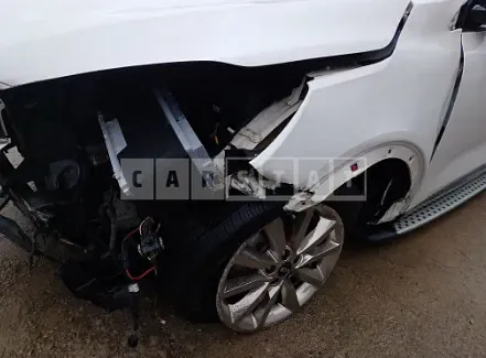 Photo 2 of 21: 2017 Kia Sorento, VIN KNAPK81ABHA309032 — Korean insurance auction