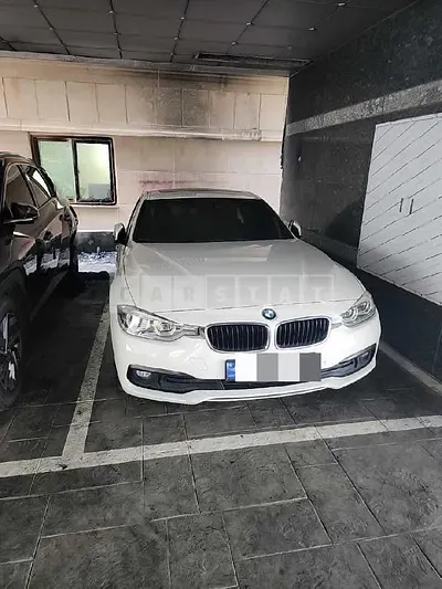 Photo 1 of 6: 2017 BMW 320d, VIN WBA8C5103HA070102 — Korean insurance auction